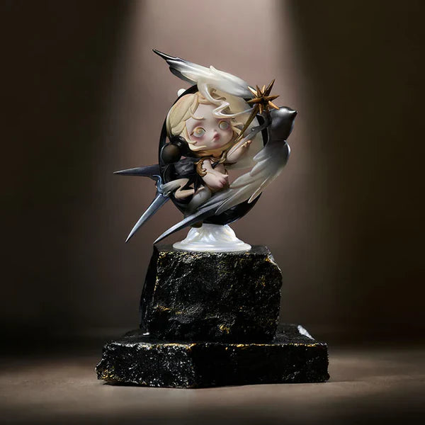 SKULLPANDA The Longitude and Latitude of Light Figure